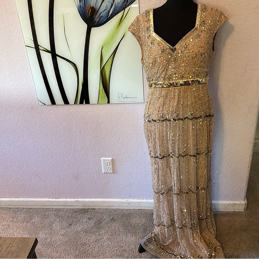 Mac Duggal dress size 10